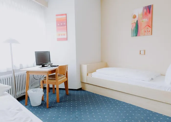 Neustart فندق باد بوخاو